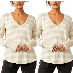 Free People Sail Away Striped V Neck tee, size smalll
